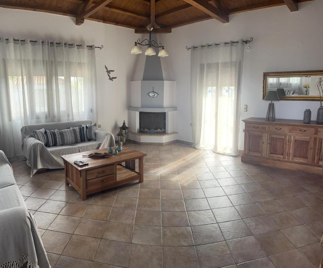 Villa Ouranos In Pefkias Skopelos Buitenkant foto